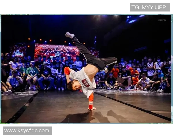 街舞热潮下的北京街舞队进攻策略与风格深度解析 街舞热潮下的北京街舞队进攻策略与风格深度解析